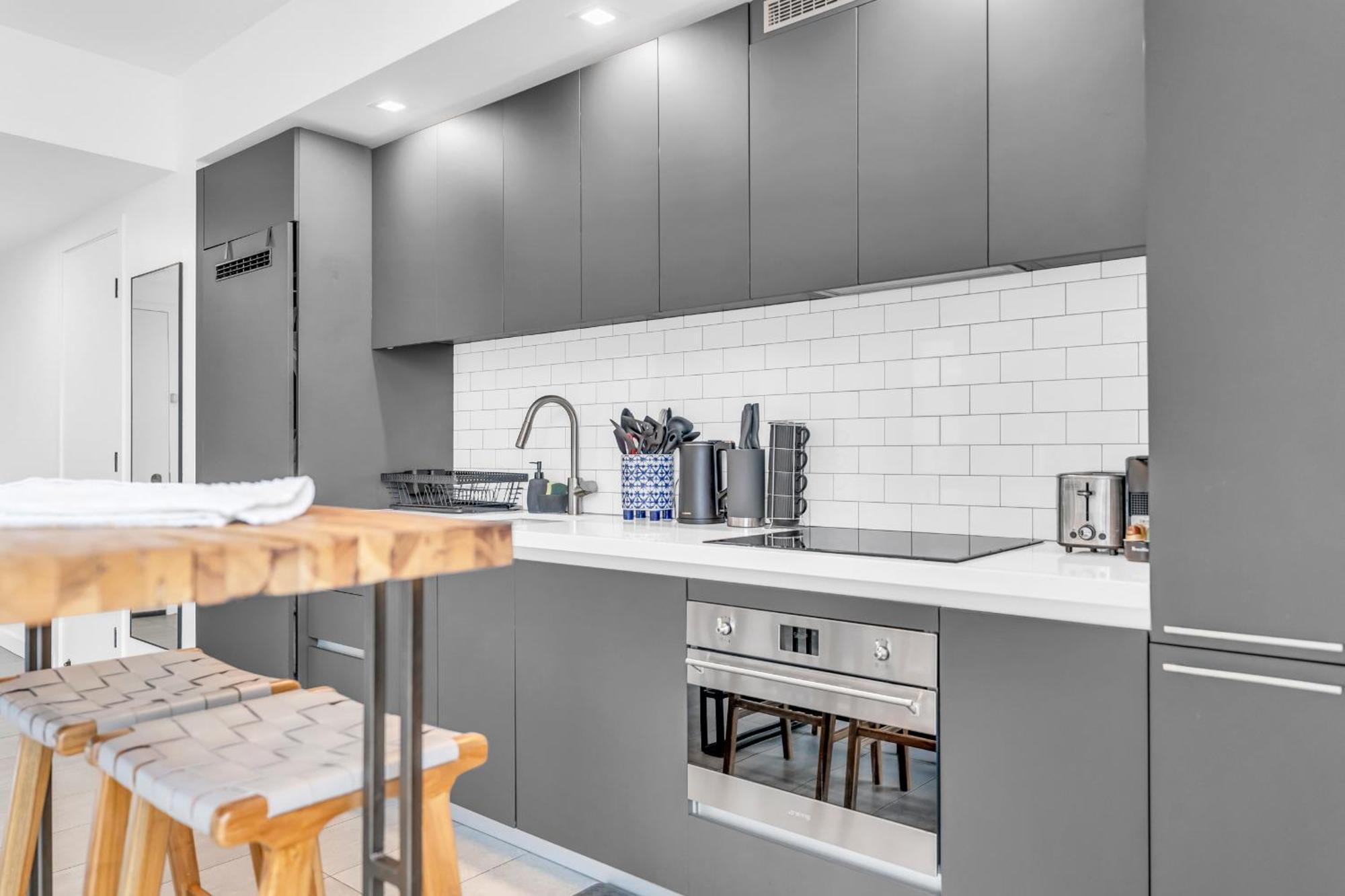 Apartment Stylish Tropical Chic 2-bedroom In Downtown Miami