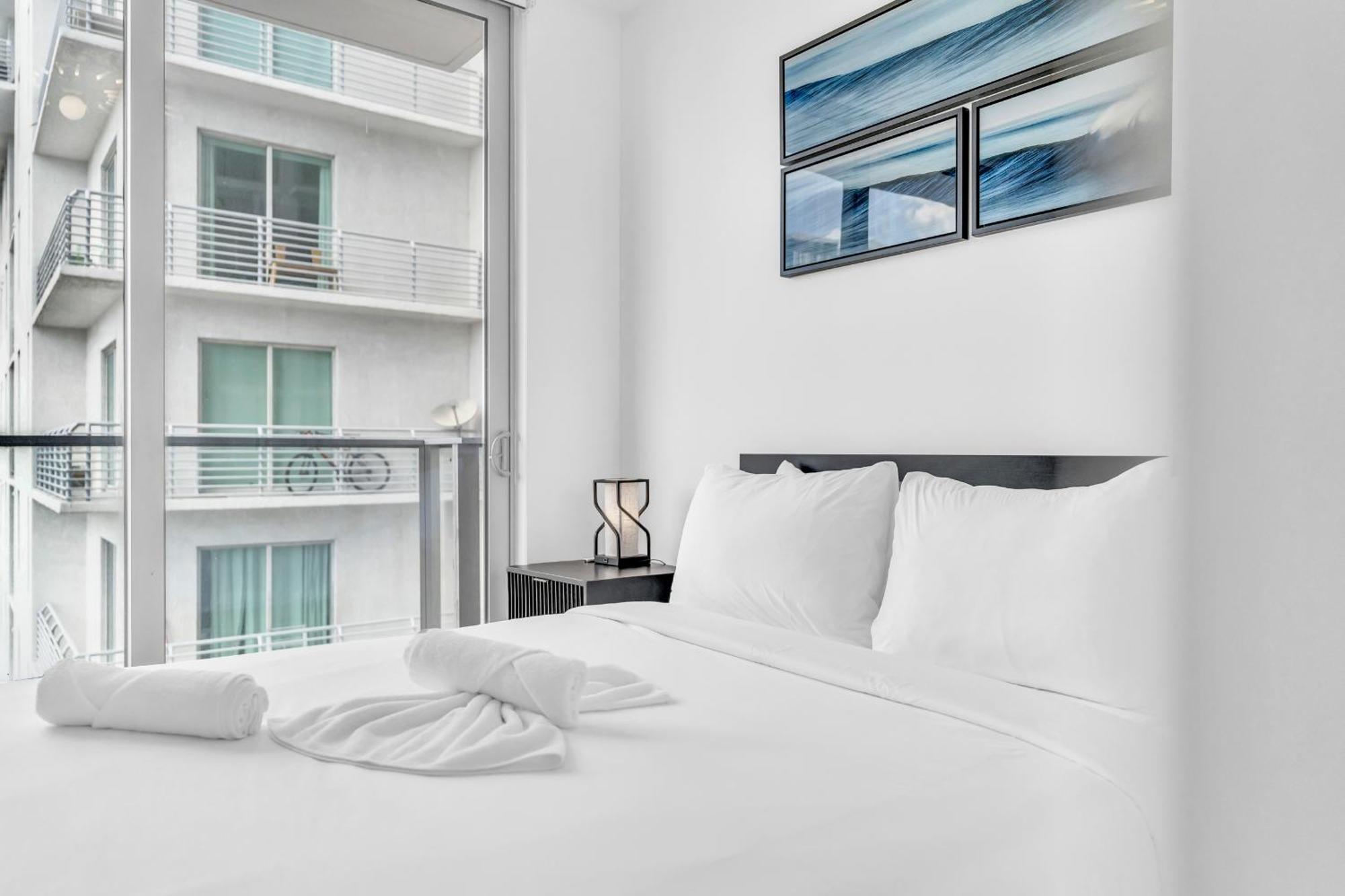 Stylish Tropical Chic 2-bedroom In Downtown * Miami
